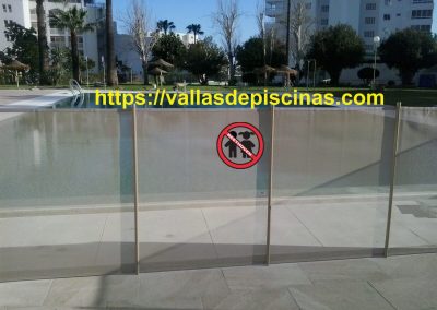 Hotel San Fermin en Benalmadena instalacion vallas para piscinas (1)