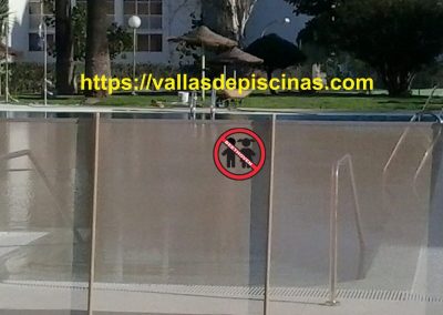 Hotel San Fermin en Benalmadena instalacion vallas para piscinas (3)